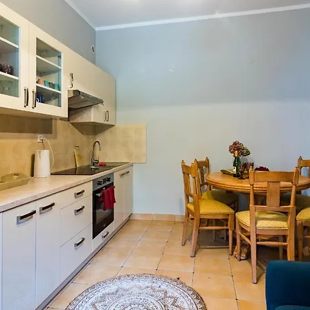 Goscinne Przy Rynku Apartment